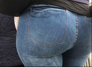 Cool mummy in denim blue epic rump